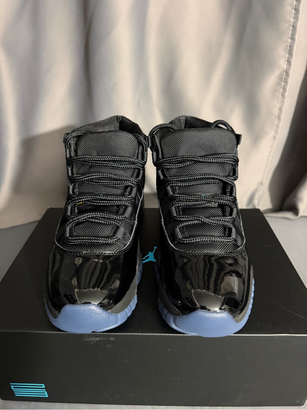 Jordan 11 Gamma size 8.5M
